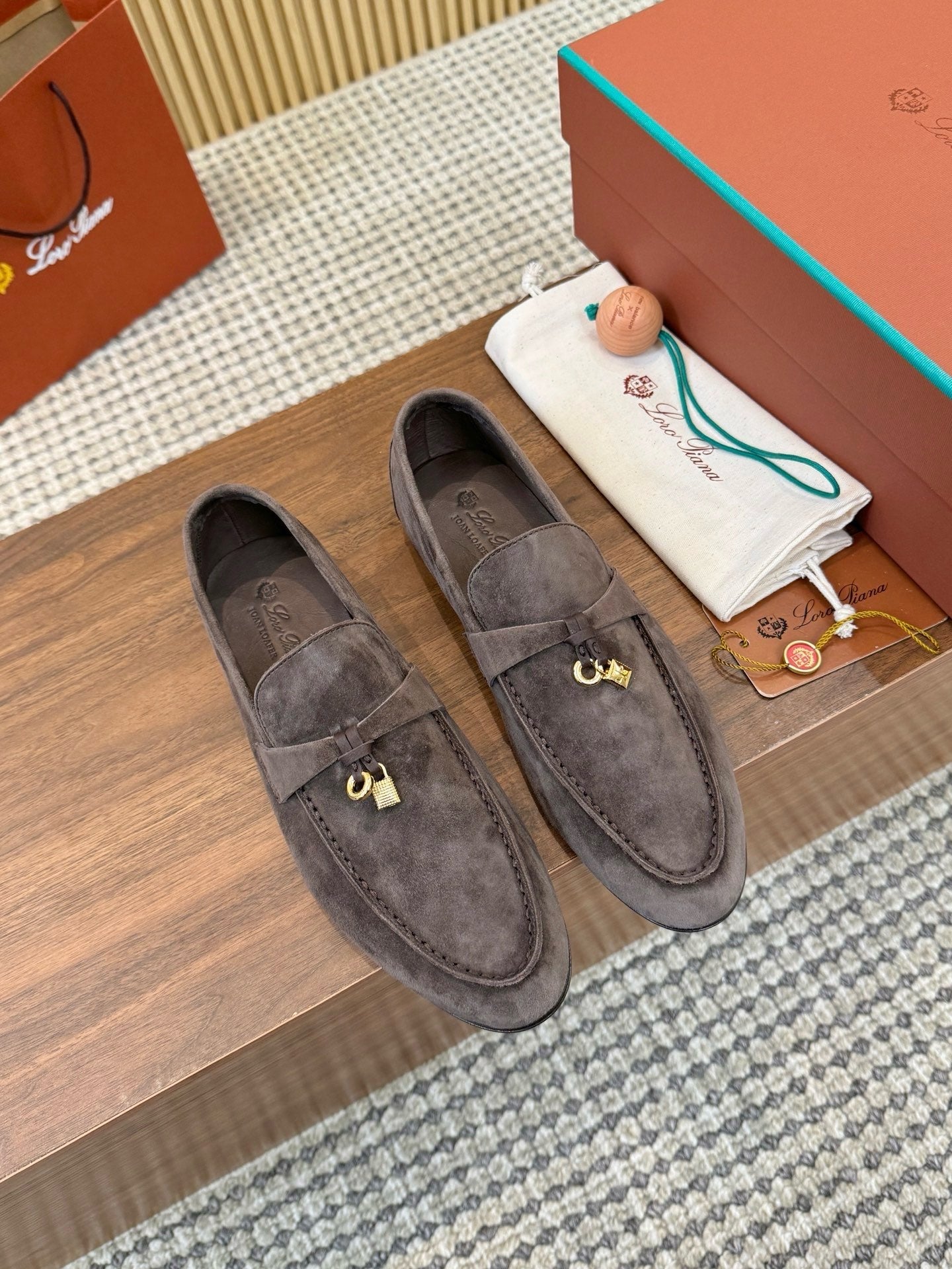 LP 26s Summer Charms Slipper Walk Suede 953314