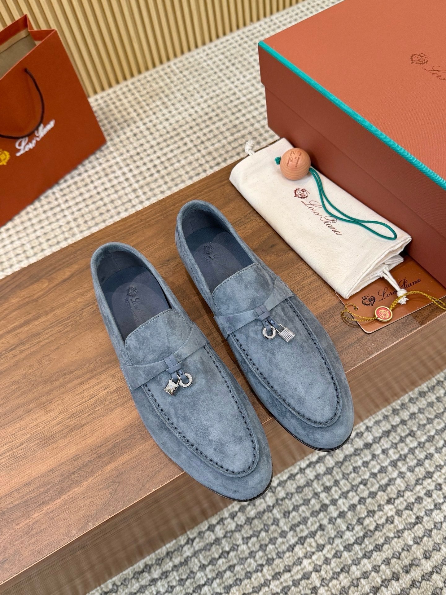 LP 26s Summer Charms Slipper Walk Suede 953314