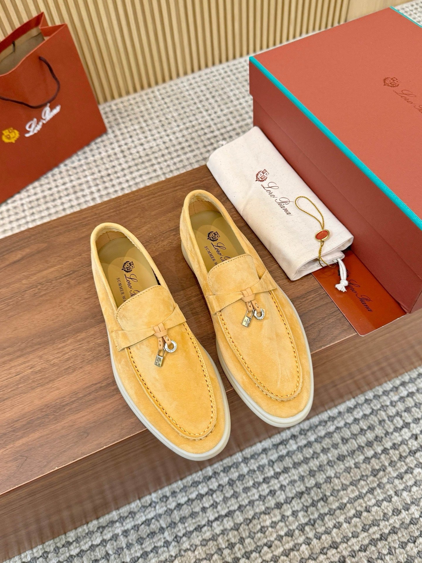 LP 26s Summer Charms Slipper Walk Suede 953314