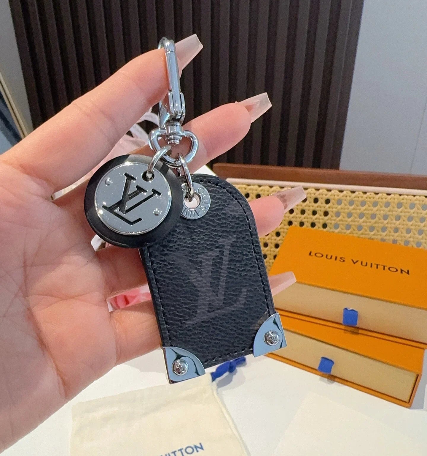 LV Travel Tag Charm 415617