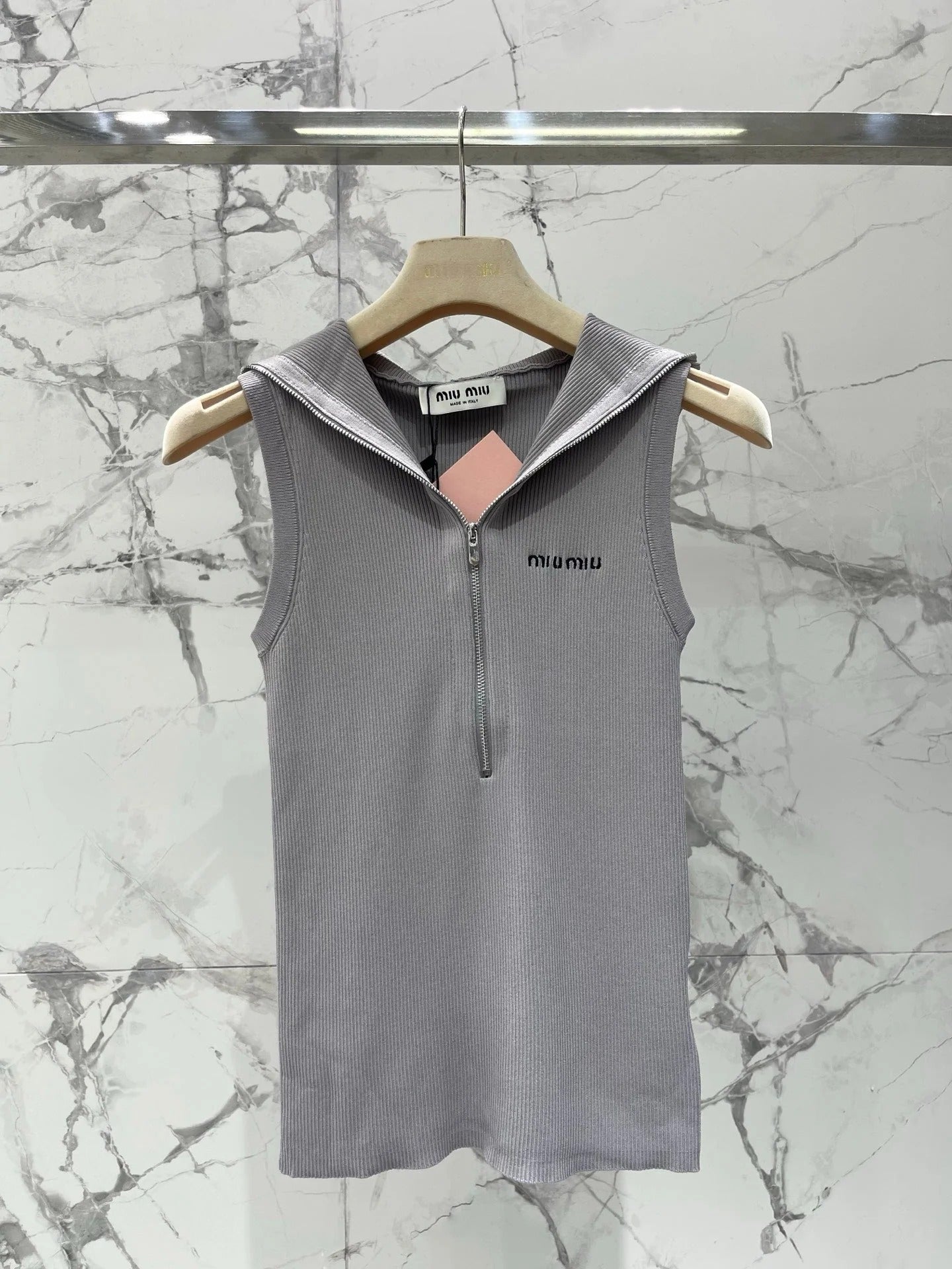MiuMiu 2026 Hooded Zipper Tank Top Tencel 636581