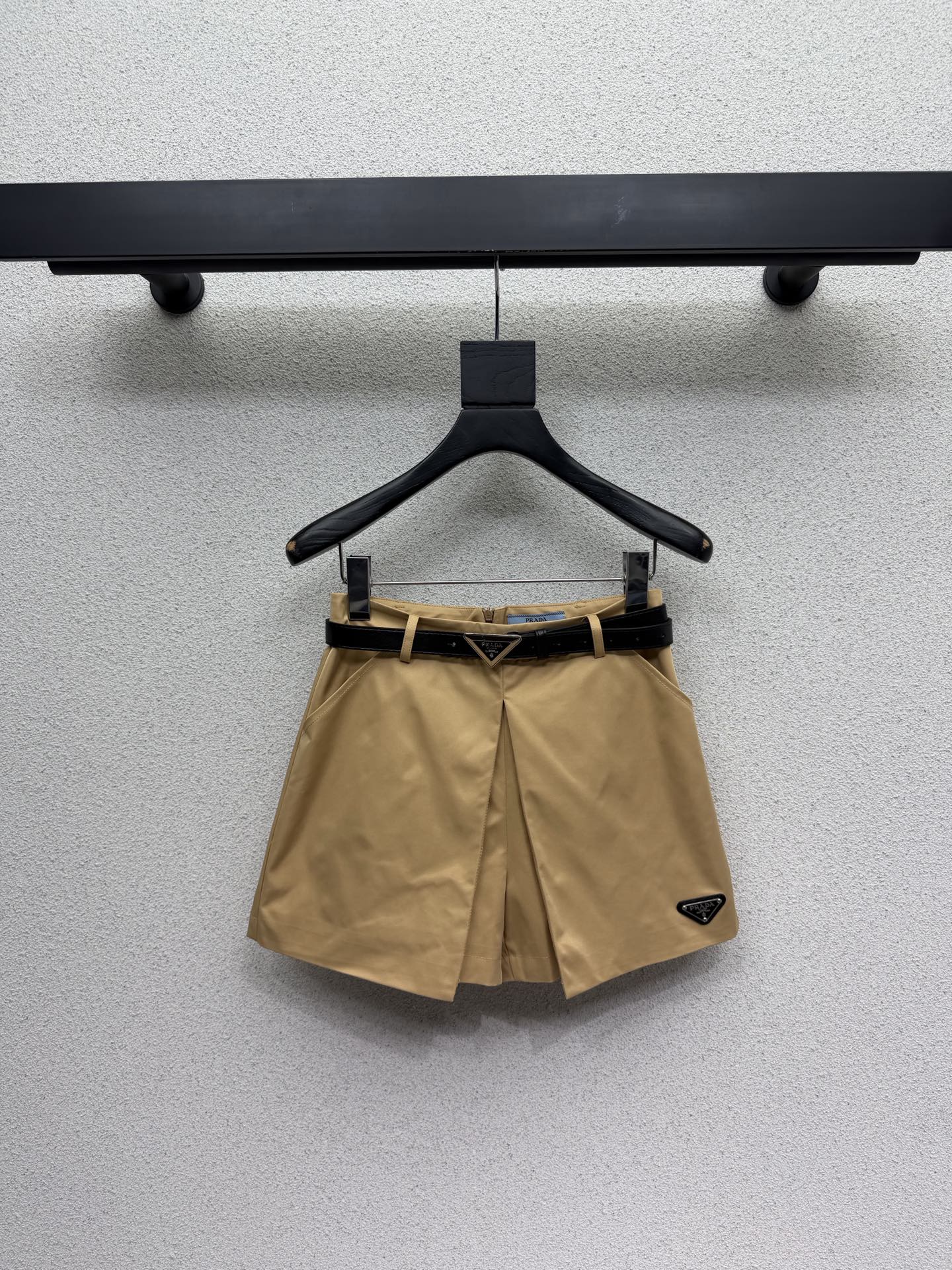 Prada Shorts With Belt Polyester 381885