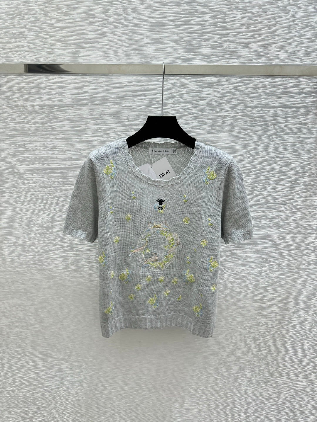 Dior 2026 Floral Embroidered Knit Short-sleeved Top Wool 392593